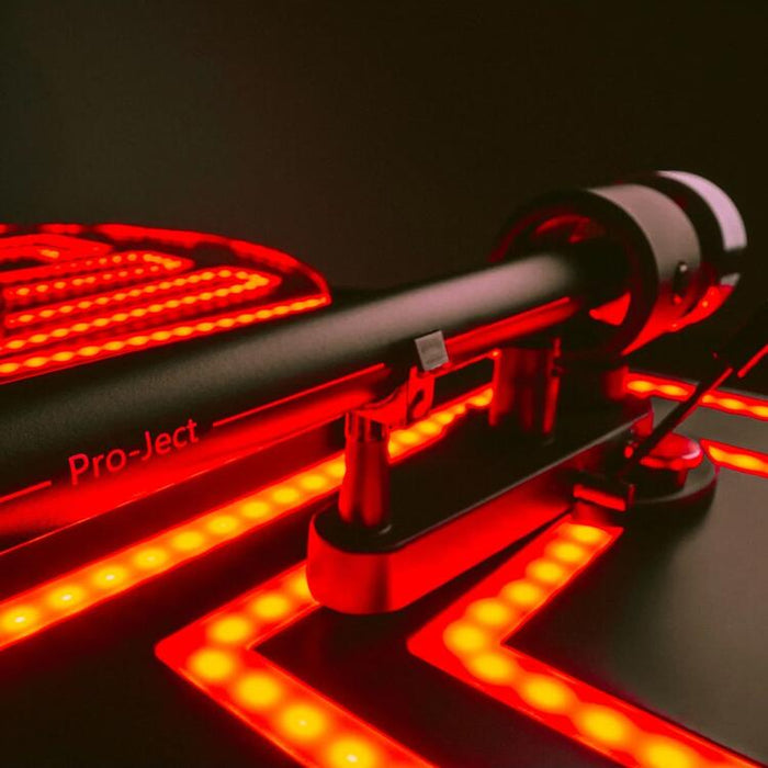 Pro-Ject PJ37900446 | Table tournante - Elvis Presley - Sumiko Rainier - Édition limitée-Sonxplus St-Georges